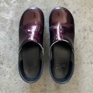 Well Worn Danskos. Sz 41 (10.5)